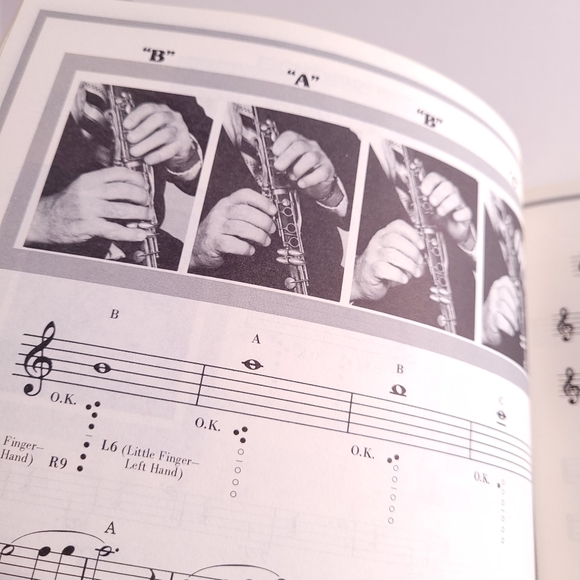 Mel Bay's Clarinet Method Vol 1 / Music instruction / 1978 / Vintage - Picture 5 of 6